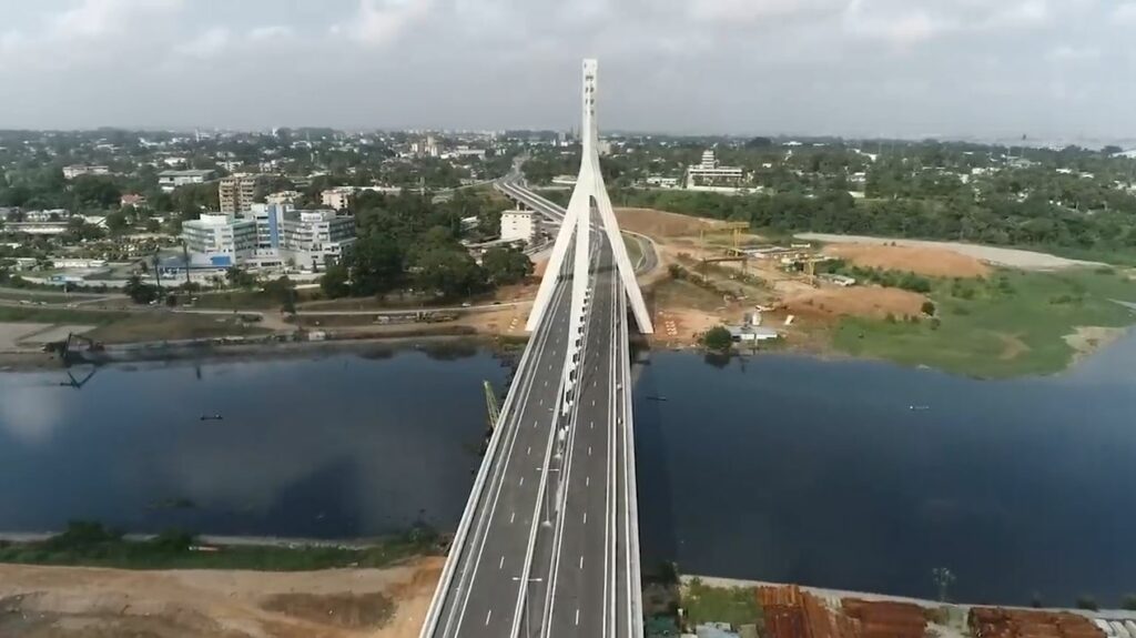 Les Abidjanais T Moignent Des Merveilles Du Pont Alassane Ouattara